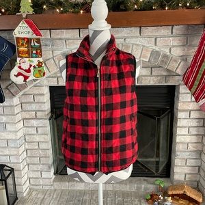 Buffalo red plaid vest size Medium.